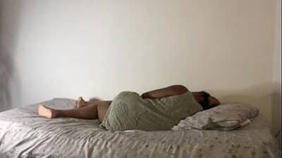 COMI O CUZINHO DA MINHA MULHER E GOZEI NA CARA DELA COMPLETO NO RED