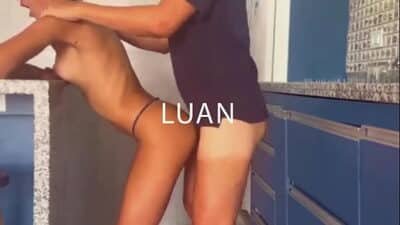 fiz o novinho gozar duas vez comigo