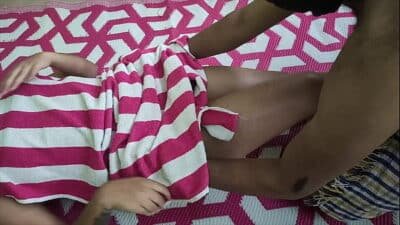 Massage ke baad towel hata kar de diya full body service