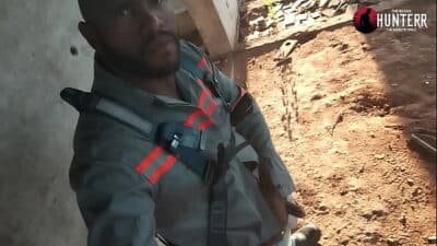 masturbando escondido na obra