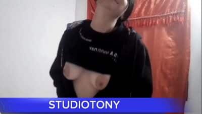 MI CUÑADA PIERDE APUESTA Y ME DA UNA GRAN MAMADA Y TENEMOS SEXO ANAL ( CASERO REAL )MY step SISTER-IN-LAW LOSES A BET AND GIVES ME A GREAT BLOWJOB AND WE HAVE ANAL SEX