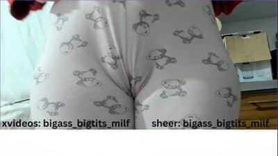 PAJAMAS MASTURBATE- BİG ASS- MİLF- CAMEL TOE