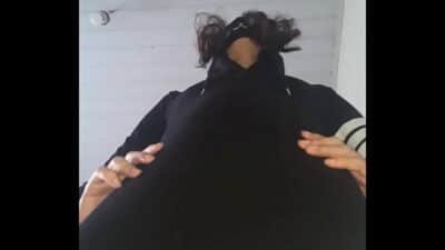 Sugar Flat Girl – Açucarada com muita tesão. Abrindo a Bunda, mostrando os Peitinhos e a Buceta!